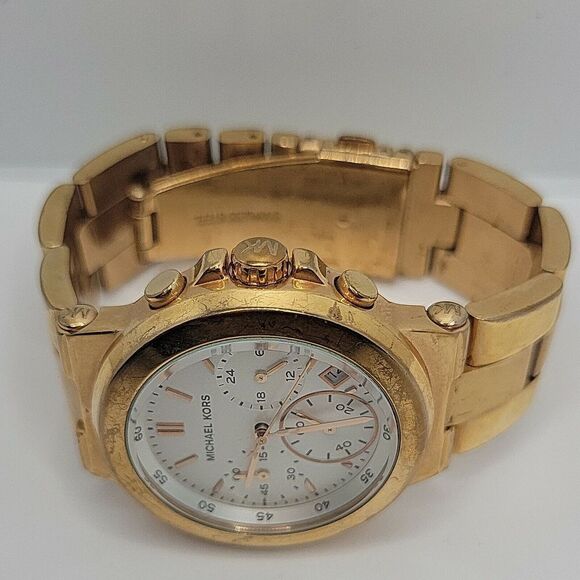 Michael Kors Runway MK5223 Women Stainless Steel Analog Dial Wrist Watch AM237